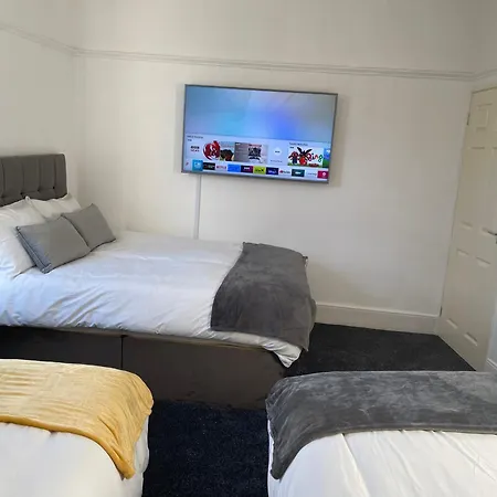 Hometel Digs Nice Comfy Apartment Leicester Exterior photo
