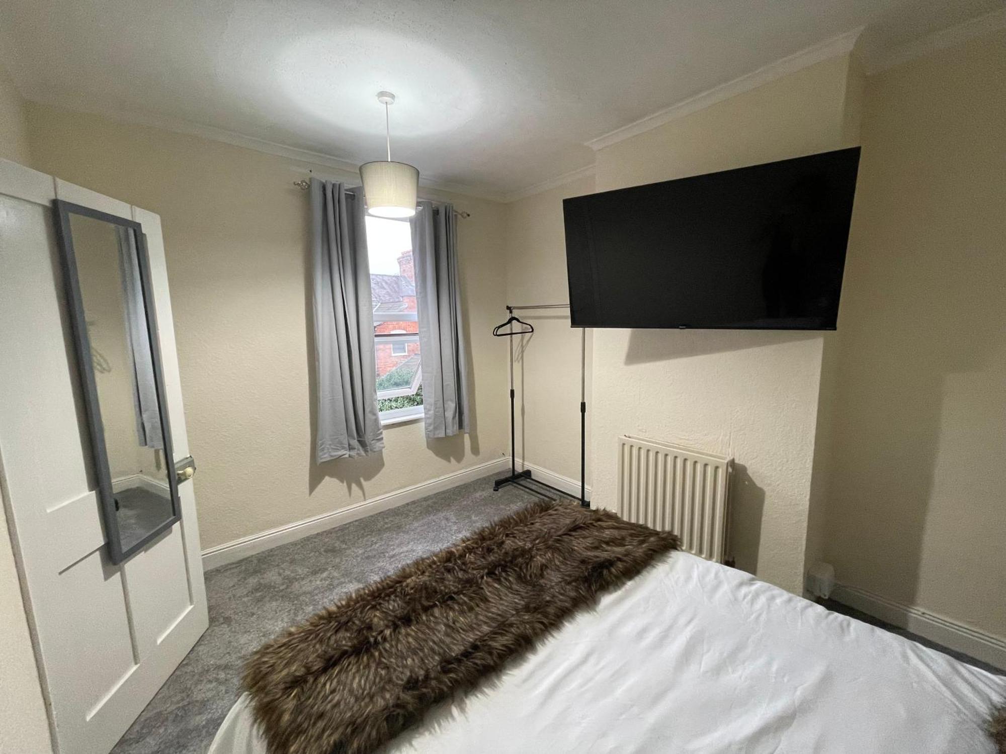 Hometel Digs Comfy Apartment *